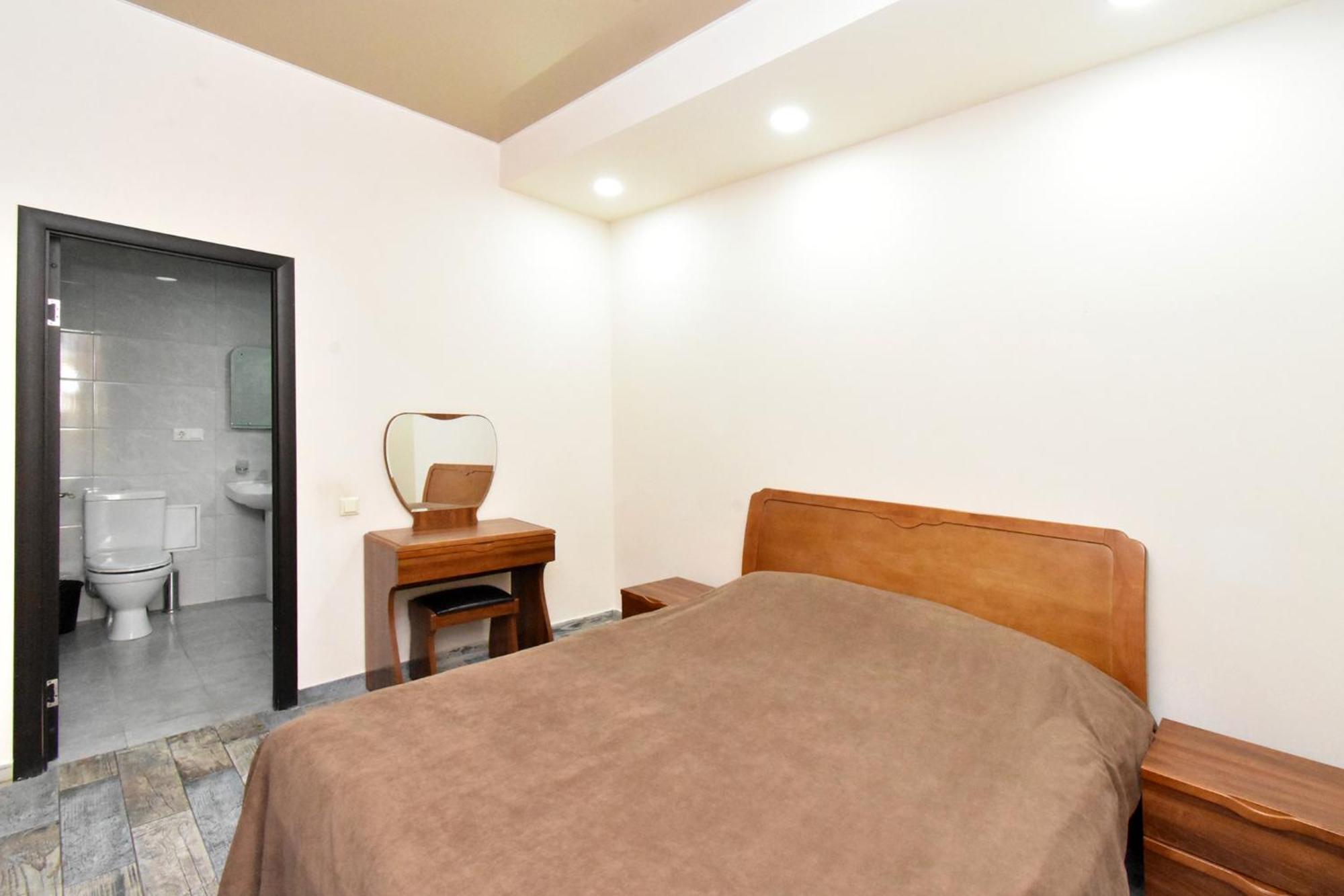 Yars Apartments Γιερεβάν Εξωτερικό φωτογραφία