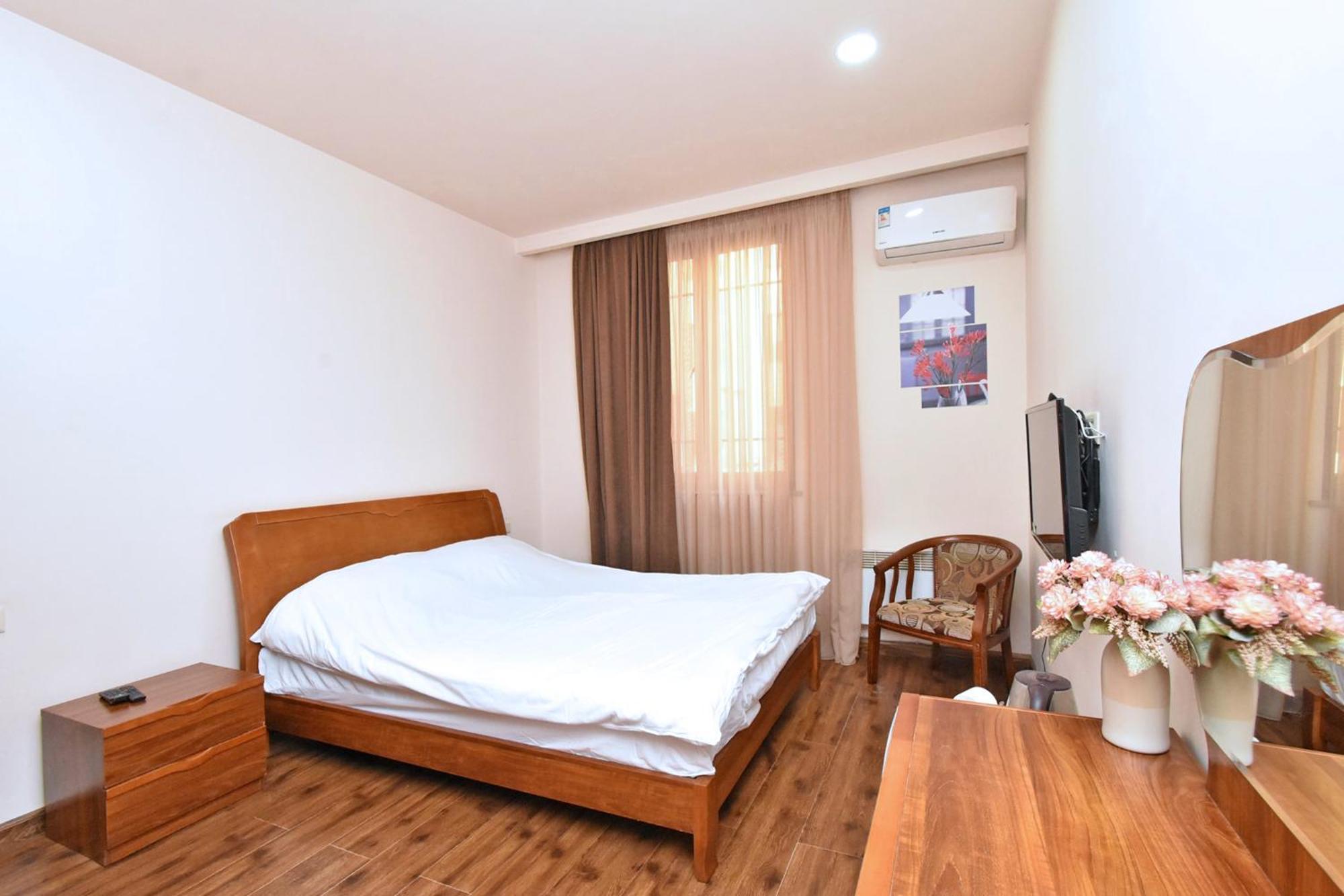 Yars Apartments Γιερεβάν Εξωτερικό φωτογραφία